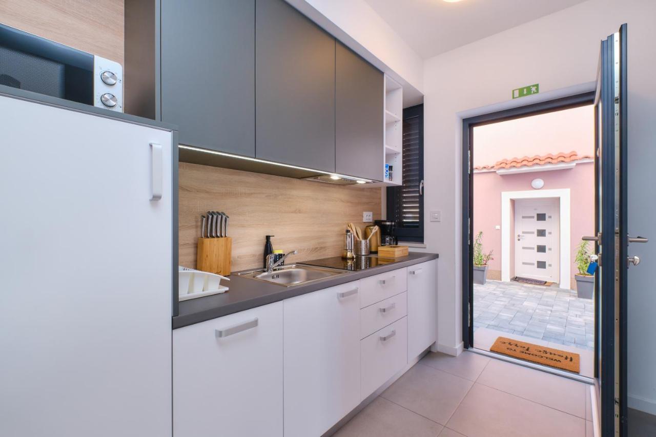 House Torre Apartment มาลีโลชินจ์ ภายนอก รูปภาพ